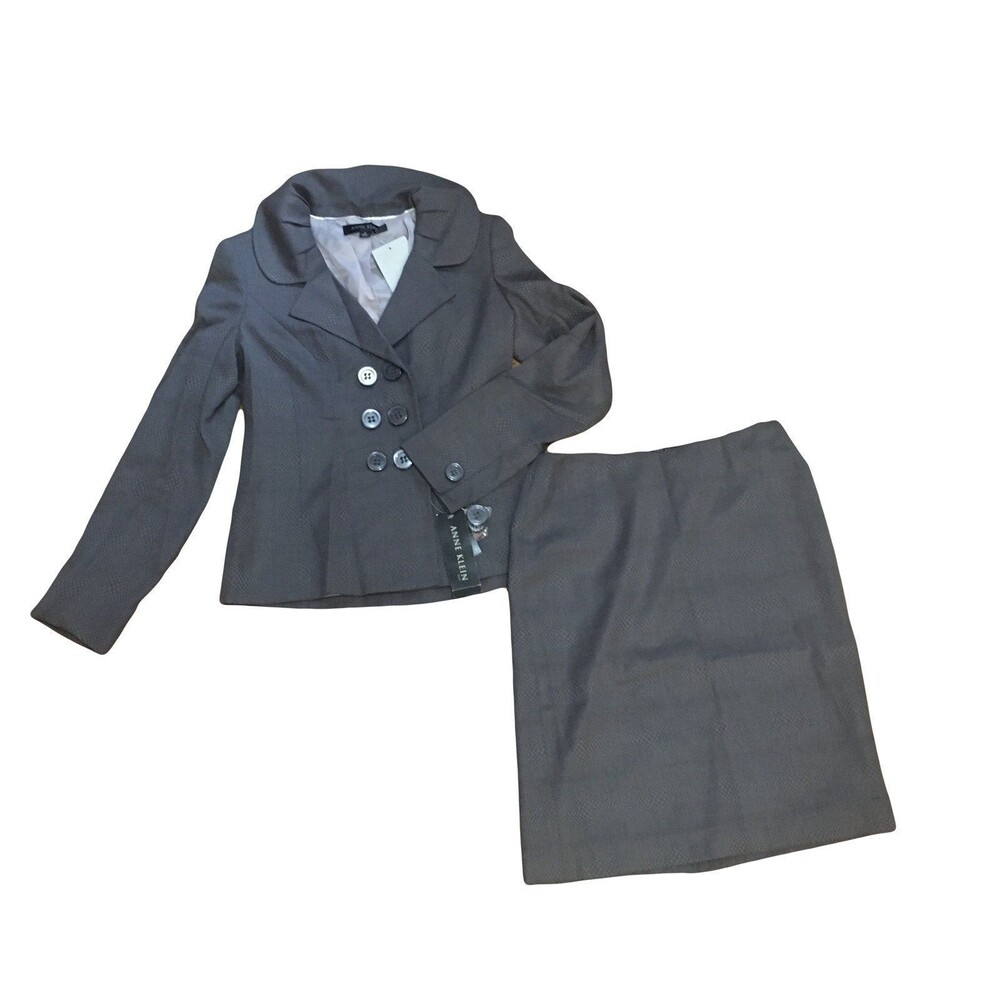 Anne Klein 2 piece Skirt Suit • Sz 2 • Gray geometric print w/ 6 buttons NWT new
